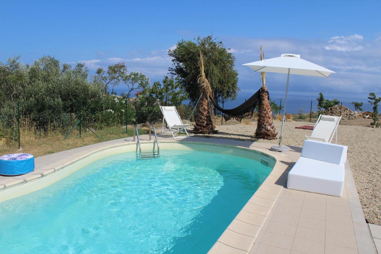 Villa Clicla - Pool, Sea,Hommock Swing And Laziness Imperia Dış mekan fotoğraf